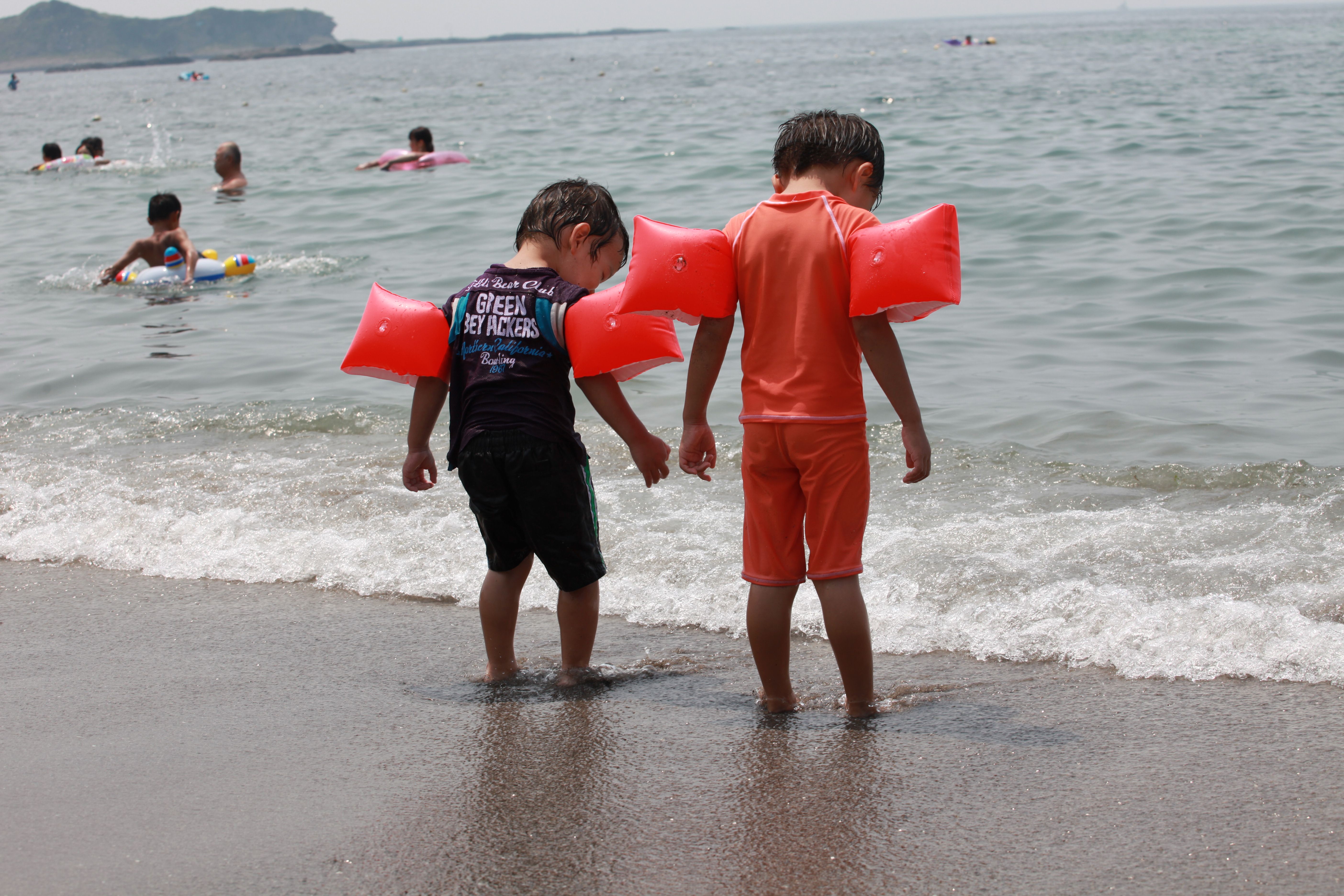 子連れにオススメ海水浴場。横浜から行ける、駐車場あり4選。［神奈川