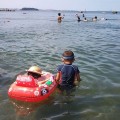 走水海水浴場：遠浅の海は、子供の海水浴デビューにおすすめ［横須賀市：ママレポ］