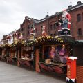 赤レンガ倉庫クリスマスマーケット：本物のサンタもやってくる？ おとぎ話の世界のような景色が赤レンガ倉庫に [11月26日〜]
