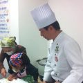 親子料理教室：有名シェフに激うまハンバーグの作り方を習おう！［12月11日（日）：泉区いずみ野］