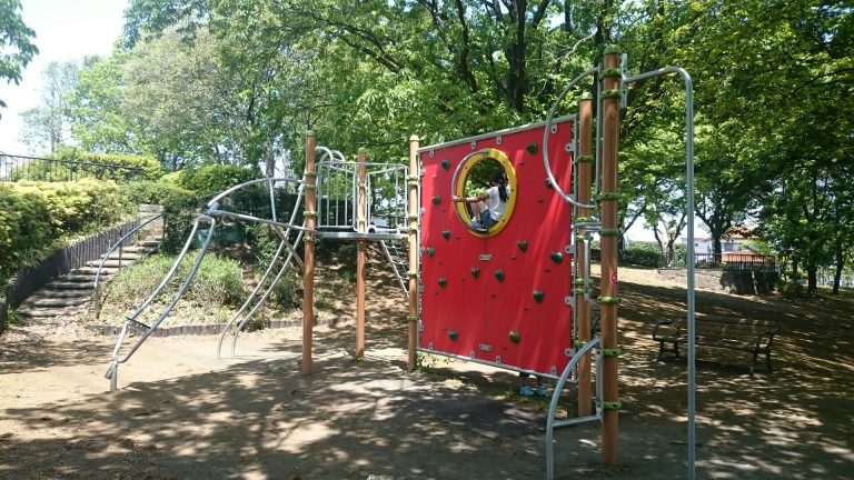 南本宿公園、あざみ野西公園、新横浜駅前公園：コンパクトだけどユニークな公園特集！！(旭区・青葉区・港北区) 横浜