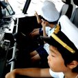 1日船長体験の応募が7月7日まで。海の日には熱海〜初島の小学生乗船無料も。高速クルーズ船を親子で体験 [7月17日(祝)開催]