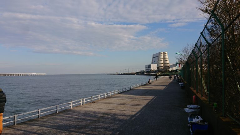 浮島町公園：羽田空港間近！次から次へと大きな飛行機を見ることができるレアスポットはこちら。[川崎市川崎区] 横浜・湘南で子供と遊ぶ