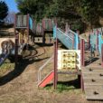 西寺尾の丘公園：大きな遊具でたっぷり遊べる！ダンボールの草すべりも。[神奈川区]