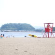 海の公園：横浜で唯一の海水浴場を持つ設備が充実した公園。海遊びや磯観察が手軽に楽しめる。潮干狩り、ビーチスポーツ、BBQなど子供と海を楽しめる公園に行ってきました！[2022年夏：ママレポ]
