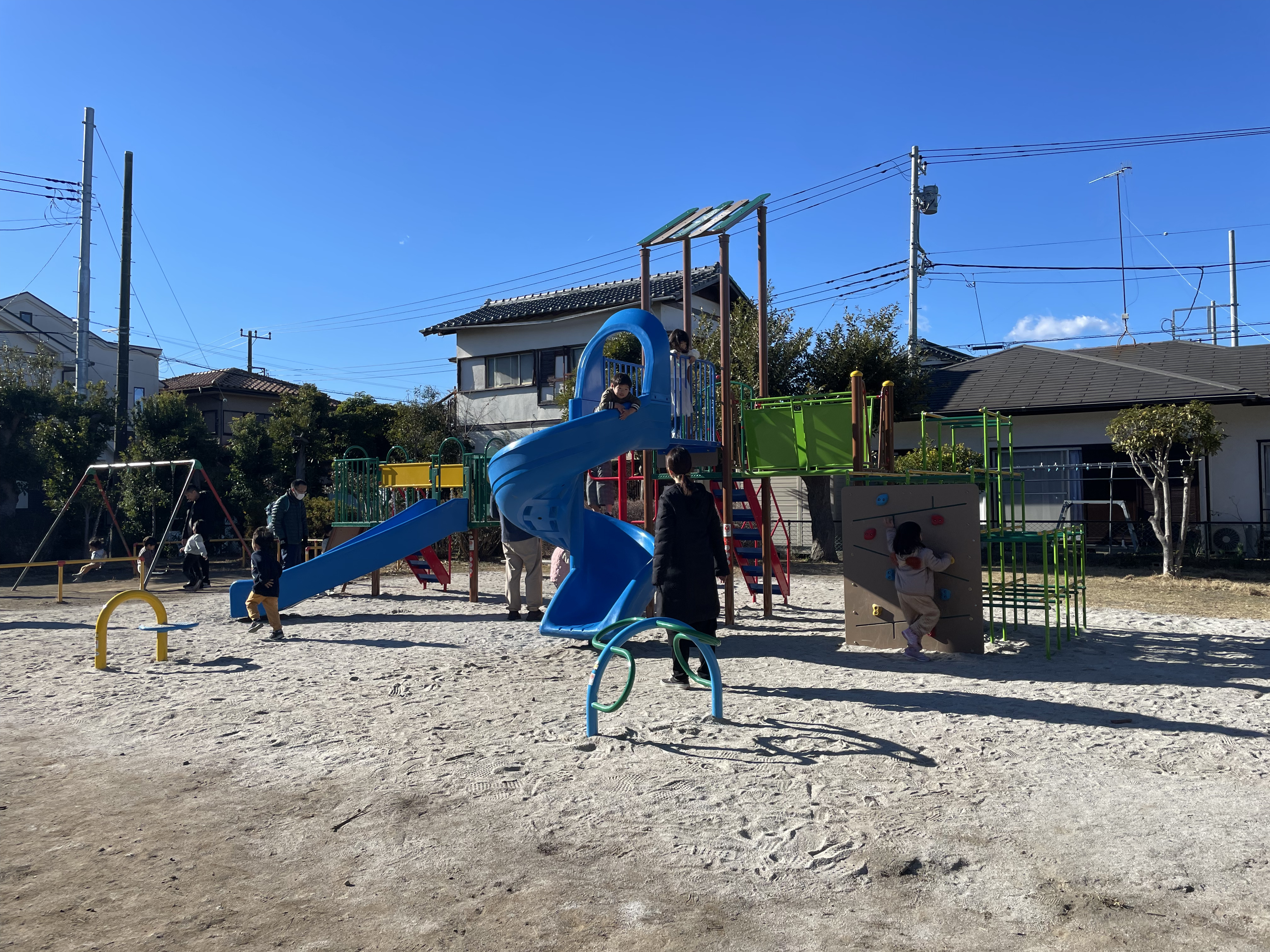 円蔵第一公園：遊具リニューアルで子どもたちのテンションUP！大きな