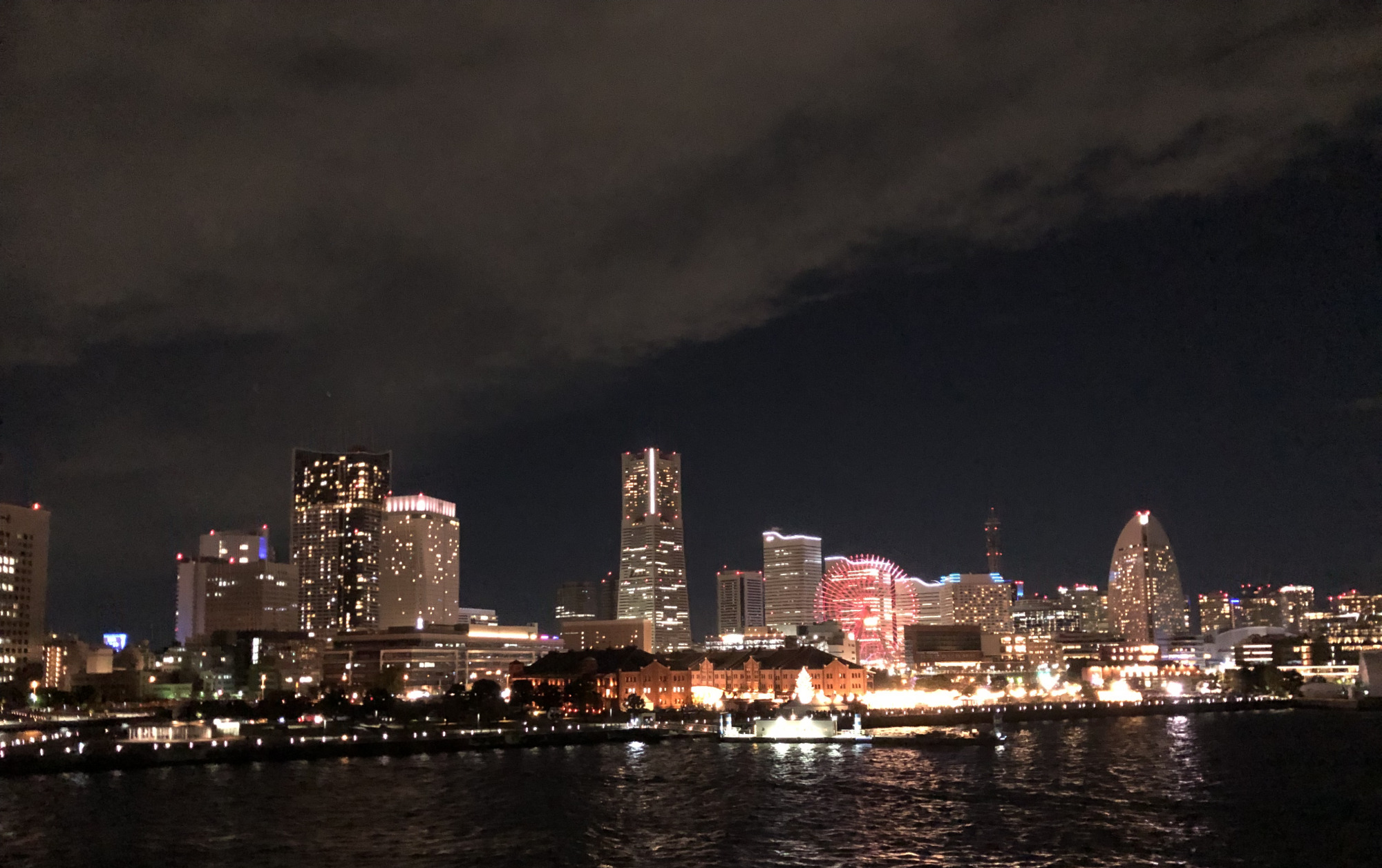 夜にあらわれる光の横浜〈ヨルノヨ2024〉」に行ってきました！入場無料