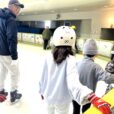 相模原市立銀河アリーナ（淵野辺公園内）：サブリンクがあって、小さい子のスケートデビューに最適！無料駐車場完備でコスパ良し♪人気の「淵野辺公園」の大型遊具で1日遊び尽くしプランがおすすめ！［相模原市］